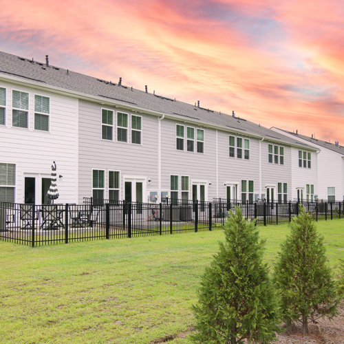 Fenced in backyard at Harmon Foxbank townhomes for rent in Moncks Corner, SC
